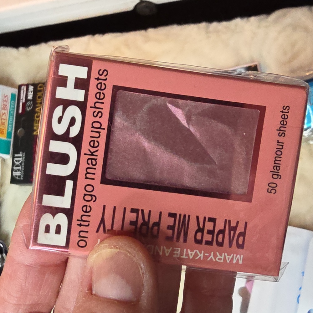 Beauty Bundle Weekend Must Haves Refresher Kit - Picture 4 of 11
